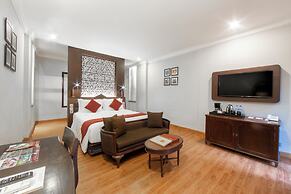 The Lokha Legian Resort & Spa