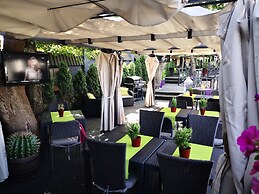 Hotel Fado