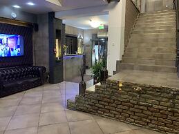 Hotel Fado