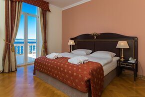 Hotel Kvarner Palace