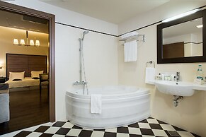 Europa Royale Bucharest