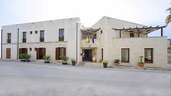 Insula Hotel