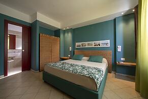 Insula Hotel