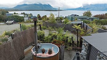 Hotel Lake Brunner