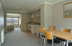 Hotel Lake Brunner