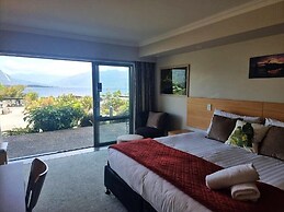Hotel Lake Brunner