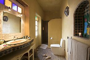 Riad  Emotion