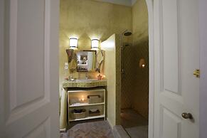 Riad  Emotion