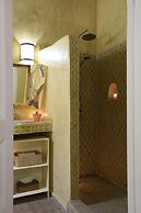 Riad  Emotion