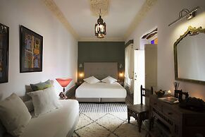 Riad  Emotion