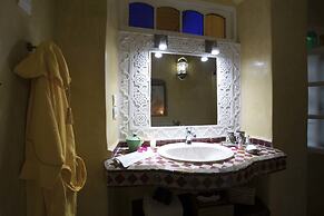 Riad  Emotion