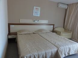 Selena Beach Hotel