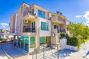 Selena Beach Hotel