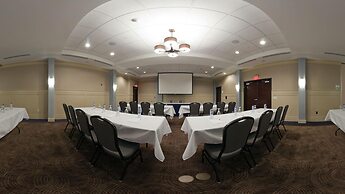 Holiday Inn Detroit Metro Airport by IHG