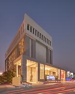 Royal Orchid Central Grazia