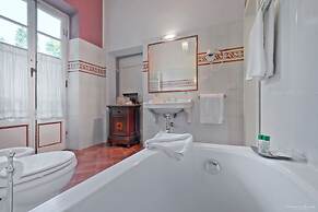 Ape Rosa Relais