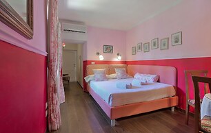 Ape Rosa Relais