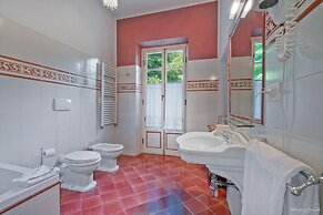 Ape Rosa Relais