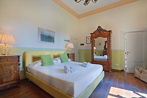 Ape Rosa Relais