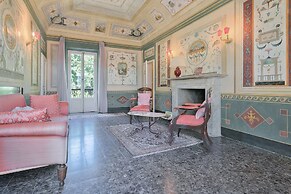 Ape Rosa Relais