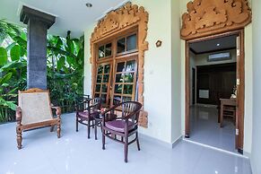 Vila Shanti Beach Hotel
