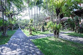 Vila Shanti Beach Hotel