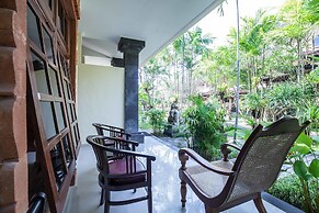 Vila Shanti Beach Hotel
