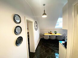 D & Sons Apartments
