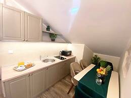 D & Sons Apartments