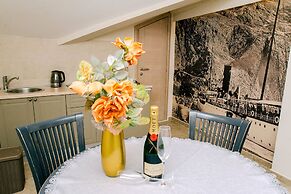 D & Sons Apartments