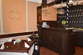 Family Hotel at Renaissance Square