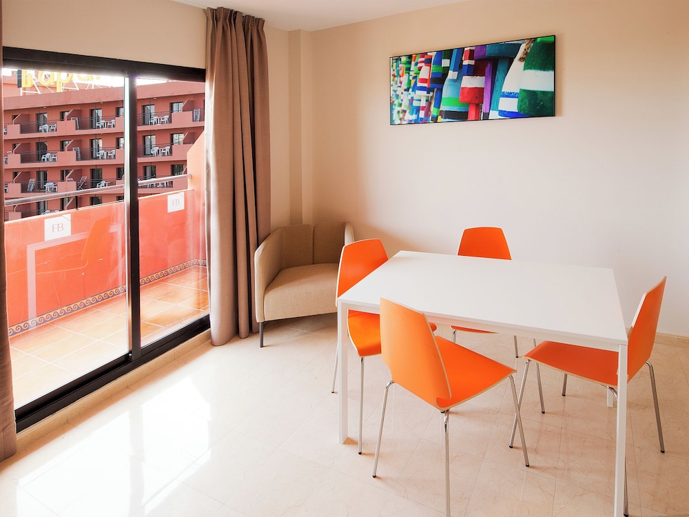 Aparthotel Fuengirola Beach
