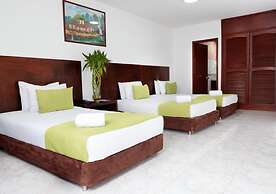 TAMA Hotel Granada Real Cali