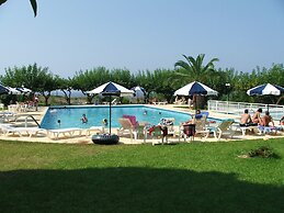 Irinna Hotel