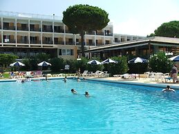 Irinna Hotel