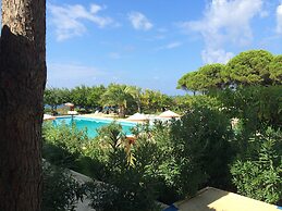 Irinna Hotel