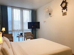 A25 Premium Hotel - 12 Ngo Si Lien
