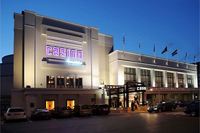 Hotel Approach