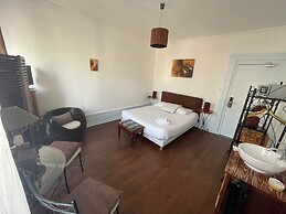 Authentic by Balladins, Le Carré d'Aix