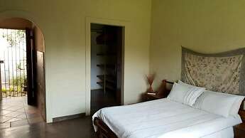 African Silhouette Guesthouse