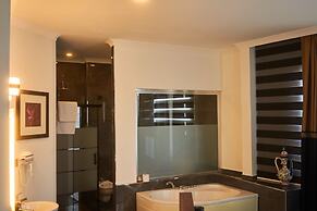 Seven Dreams Hotel