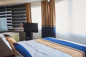 Seven Dreams Hotel