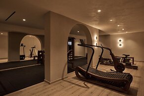 Uzenie All Suites Boutique Resort
