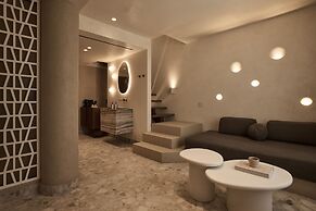 Uzenie All Suites Boutique Resort
