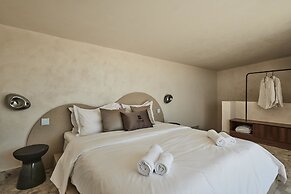 Uzenie All Suites Boutique Resort
