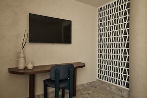 Uzenie All Suites Boutique Resort