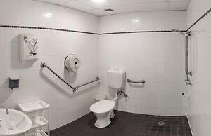 Big Backpackers Hostel