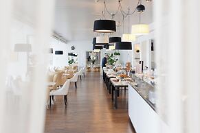 Excelsior Hotel, SPA & Lido - Preferred Hotels & Resorts