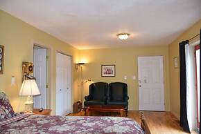 Auberge Wild Rose Inn