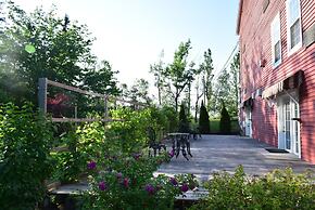 Auberge Wild Rose Inn
